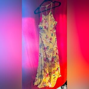 NWOT women’s halter top maxi dress